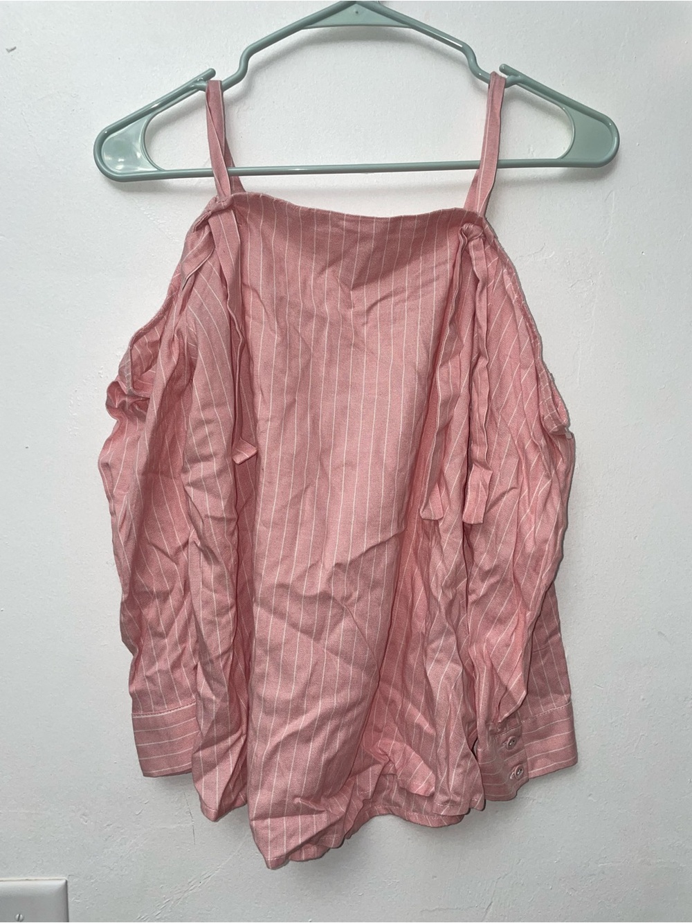 Women’s Pink Pinstripe Cold Shoulder Blouse Size Small NWT Long Sleeve